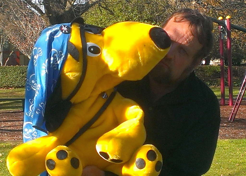 walk around puppet shows